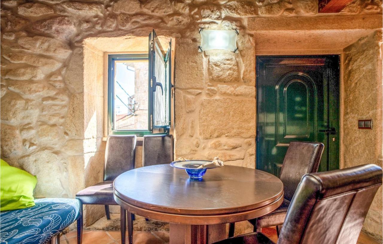 2 Bedroom Amazing Home In Muros Esterno foto
